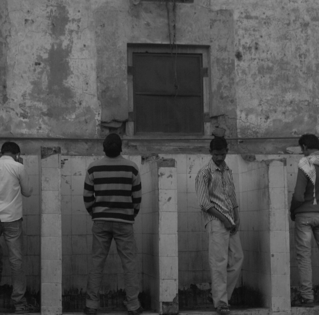India-urinalmedium-large2x1428056920.jpg
